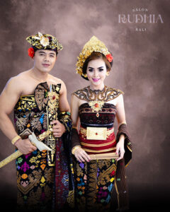 rias pengantin Bali